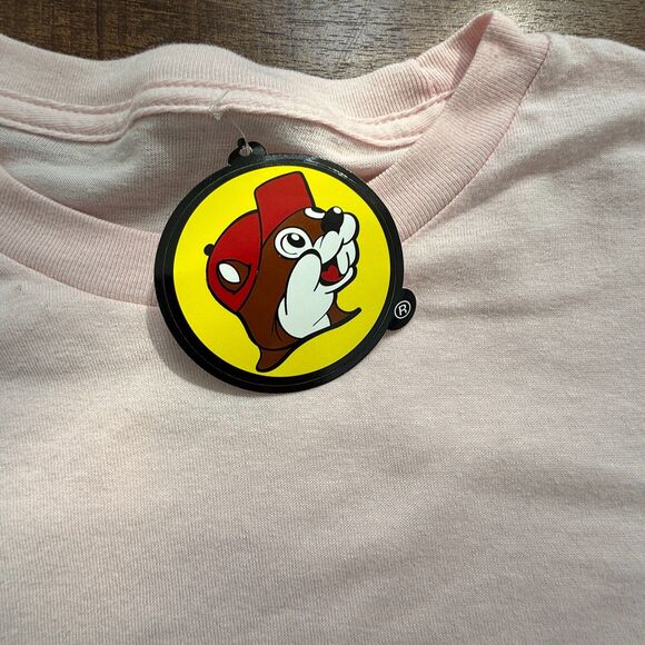 NWT Buc-ee's Shirt Mens M Cactus Pink Short Sleeve Texas Beaver Graphic Tee - Picture 3 of 11